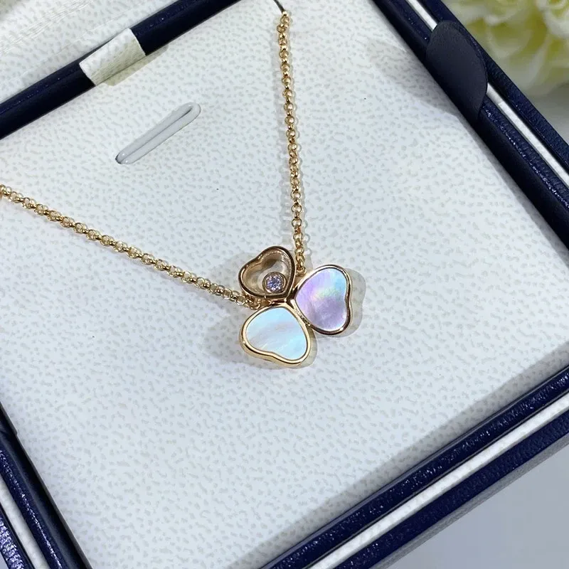 Ожерелья высококачественная розовая золотая бабочка ожерелье для сердца дамы моды простые роскошные ювелирные ювелирные украшения рождественский подарок