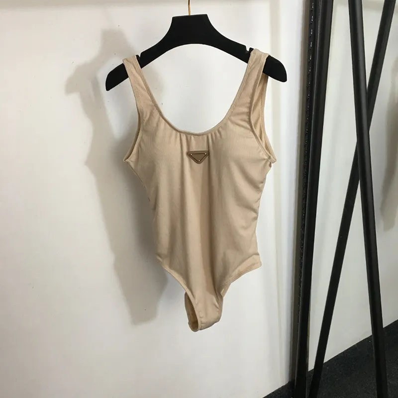 Rückenfreier Bodysuit für Damen, Neckholder-Bademode, trendiges Abzeichen, Designer-Badeanzüge, INS-Stil, Sling-Einteiler-Badeanzug