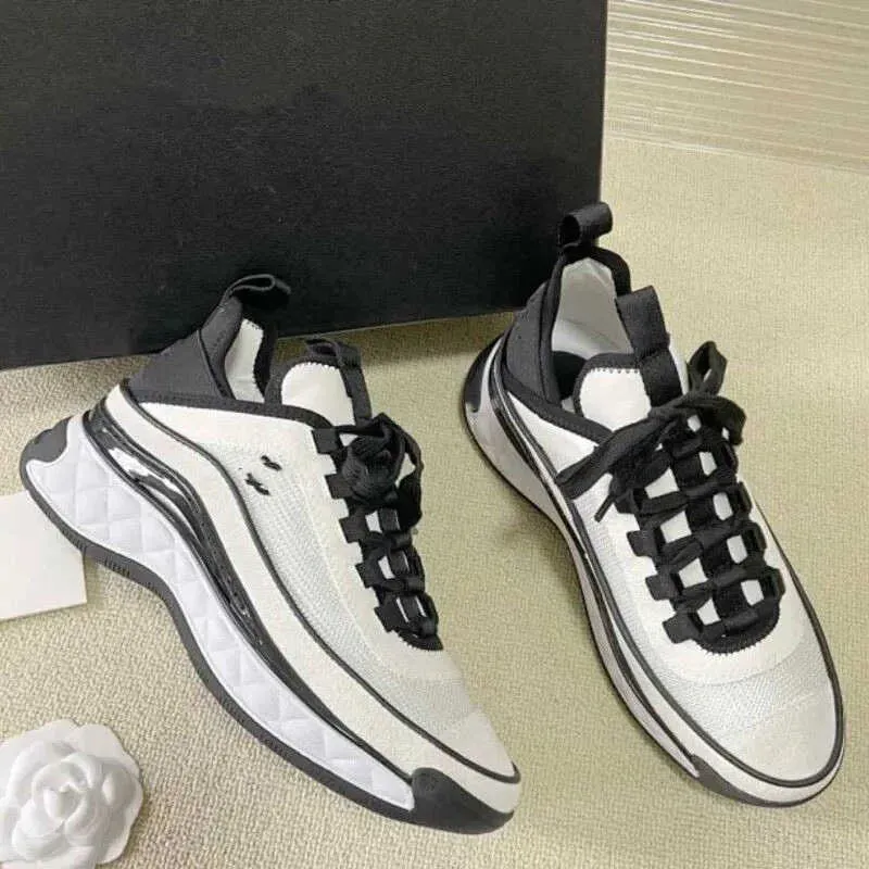 2024 Channel Designer fashion Luxury shoes New Casual color matching Breathable Heightened Dad Shoes Mens and Women Outdoor Gym Run shoes Baskeball Shoe