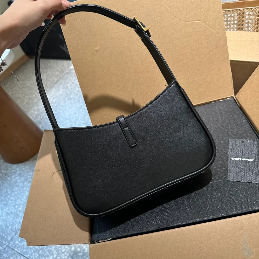 Luxurys Handbagsデザイナーショルダーバッグ女性用ソルフレザークロスボディワニパターン財布女性ホーボーバラントハンドバッグブランドファッションスモールバッグ