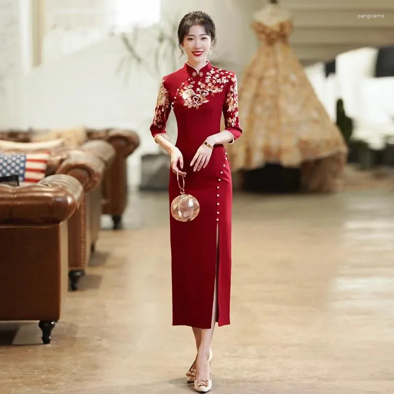 Roupas étnicas Noiva Bordado Cheongsam Tradicional Chinês Vestido de Casamento Estilo Oriental Vestidos de Festa China Moda Qipao Vestido de Noite