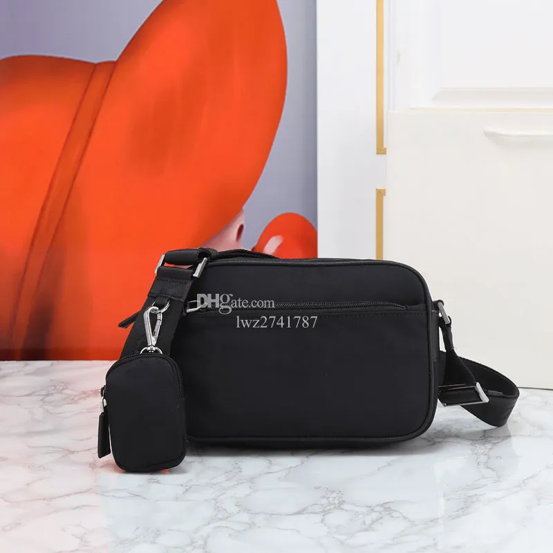 Modedesigner Nylon axelväska korsar kroppsväskor handväskor för kvinnor