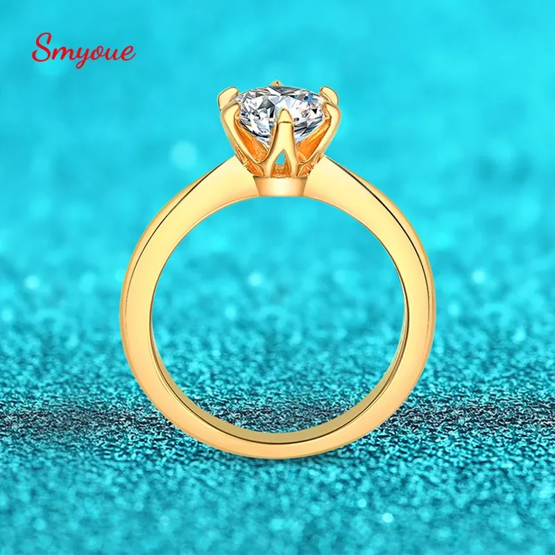 Кольца Smyoue 18k золота, покрытая 1 -е кольцо, кольцо Moissanite For Women Sparking Classic Swedding Band 925 Серебряные ювелирные украшения 3 цвета 3 цвета