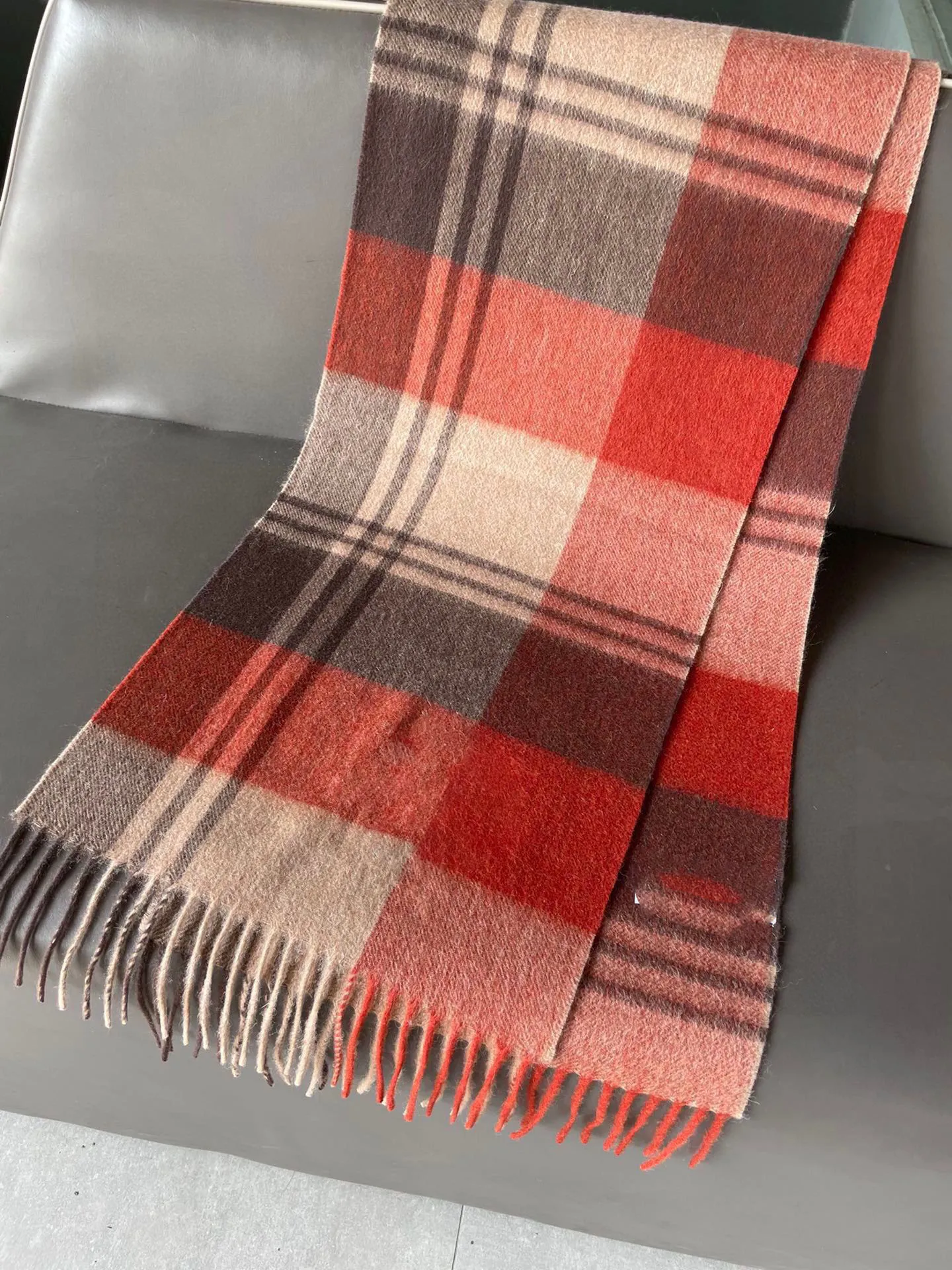 Herren- und Damenschals aus Wolle, warmer Herbst- und Winterschal, modischer Klassiker, 100-teiliger Luxusschal mit Boxen und Tragetaschen, 32 x 192 cm