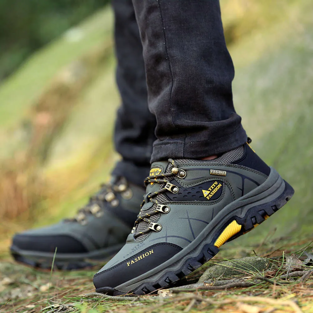 Chaussures d'alpinisme basses pour hommes chaussures d'extérieur légères antidérapantes chaussures de randonnée de voyage de fond grandes chaussures pour hommes