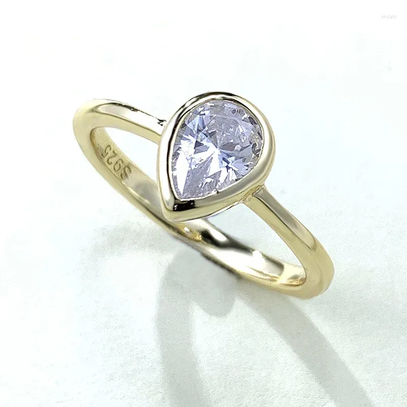 Clusterringen 18K Gold Lovers Lab Diamond Ring Real 925 Sterling Silver Party Wedding Band voor vrouwen Bruidsverlovingssieraden