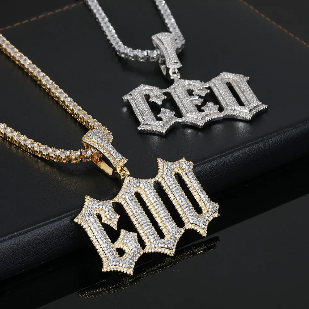 Colares Personalizado Novo Charme Pingente Inicial 18k Banhado A Ouro Iced Out Bling CZ Antigo Inglês Nome Placa Pingente