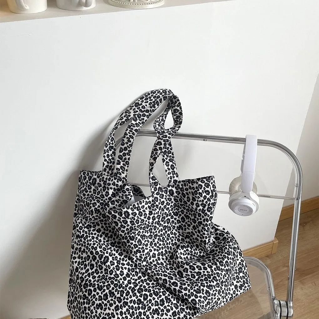 Qualité Femmes Sac à bandoulière Luxurys Sacs à main Sacs de créateurs Sacs à main Sacs à main en peau de vache véritable Lather Cover Pochette sans boîte