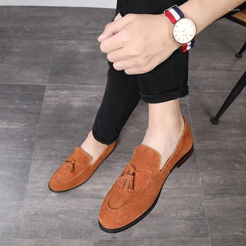 Dress Shoes 2024 Designer Casual Genuine Leather Cow Suede Tassel Men Loafers Slip On Oxfords For Man