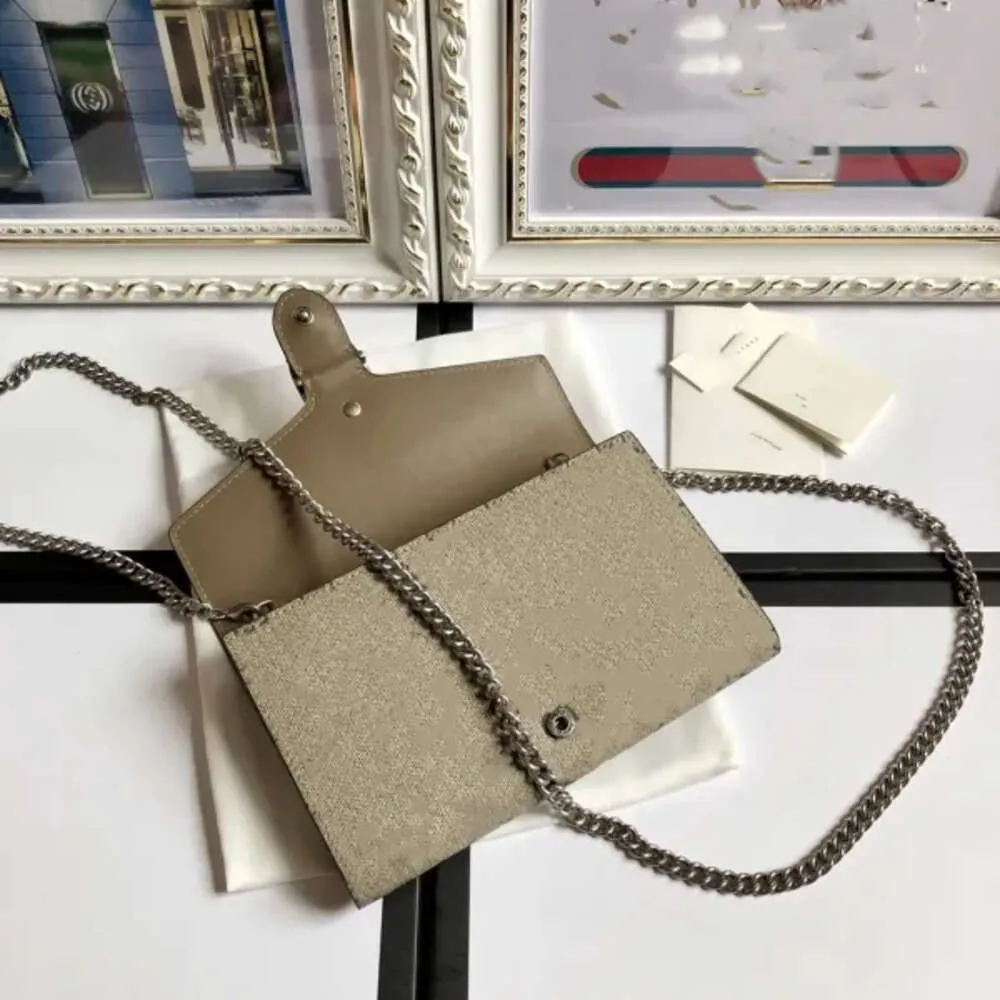 Mini Women Bag worka na kłódka kwadratowa Square Projektanci Torby na ramię torebki torebki Crossbody łańcuch dla torebek karty 652683 Rozmiar 18 cm