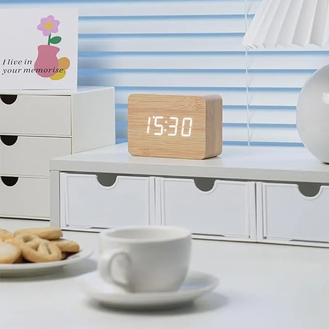 Digital Alarm Clock with 3 Brighess Adjustments