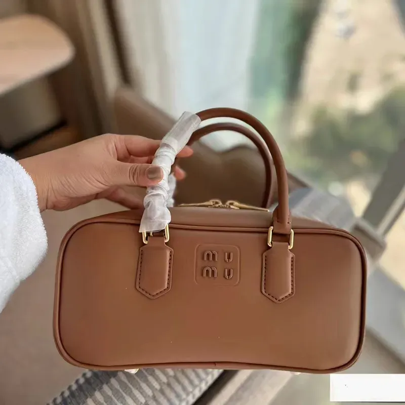 Kvinnliga mode arcadie designer väskor mini handväskor m u bowling väska axelväska lyxig plånbok läder bankett tote