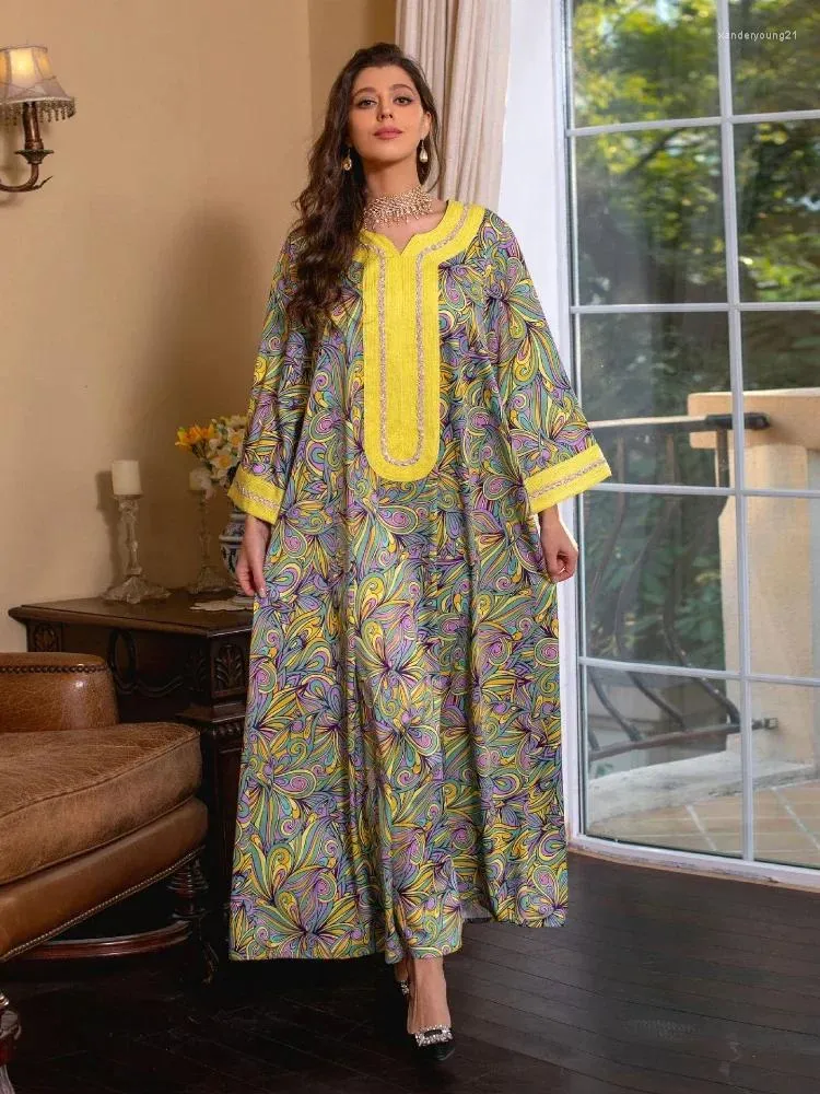 Vêtements ethniques EID Robe de soirée musulmane pour femmes avec écharpe Abaya Ramadan Maroc Abayas Imprimer Prière Robe à manches longues Musulman Maxi