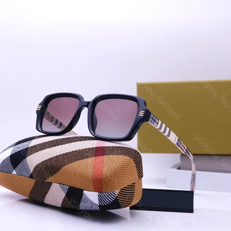 Designer Solglasögon Kvinnor Högkvalitativ vintage Eyewear Stripe Frame Sun Glass Luxury Brand Letters Polariserade Driving Solglasögon för män Reser med Box -3