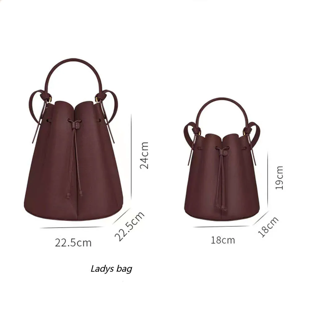 DHgate.com:Polen Numero Huit Bucket Bag, Full-Grained
