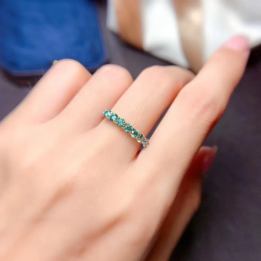 Anneaux Green Moisanite Beau anneau de fil, bague en diamant Sier Sterling.Bijoux de mode,