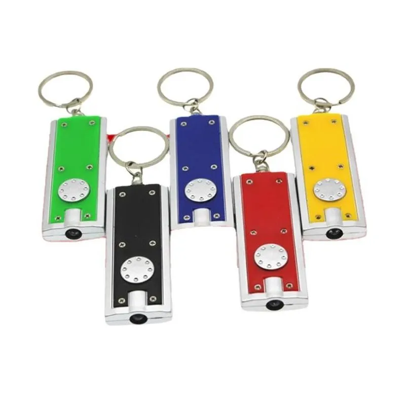 Party Favor LED Porte-clés Type de lumière Porte-clés Lumières Porte-clés Cadeaux créatifs Mini lampe de poche Porte-clés Drop Livraison Maison Jardin Fest Dhsm3