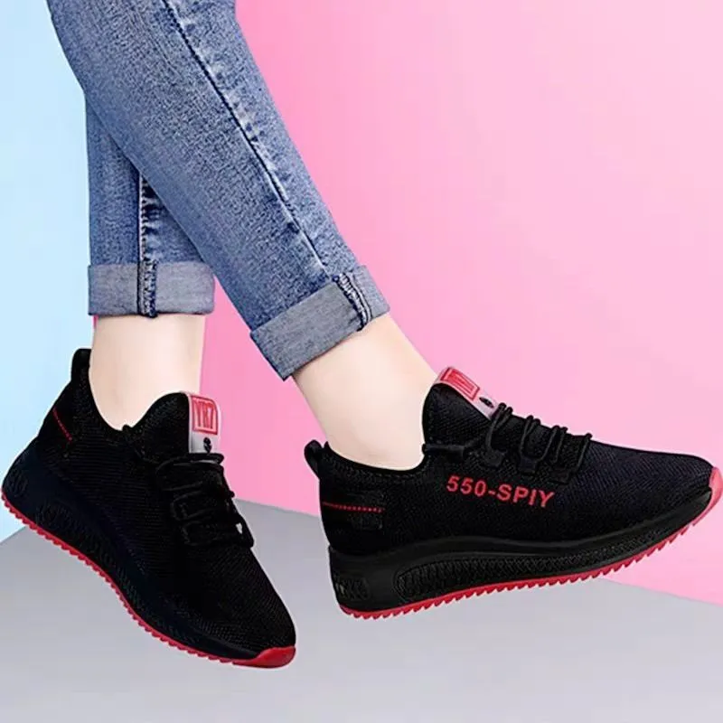 Designer Running Shoes para Mulheres Fine Vermelho Branco Preto Rosa Malha Respirável e Confortável Mulheres Treinadores Esportes Ao Ar Livre Caminhadas Sapatilhas