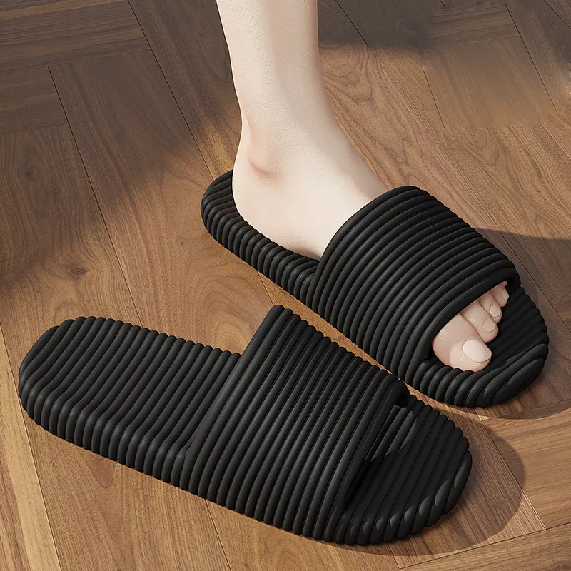 Pantoufles plates pour jeunes femmes, chaussures d'été décontractées d'intérieur et d'extérieur, noires