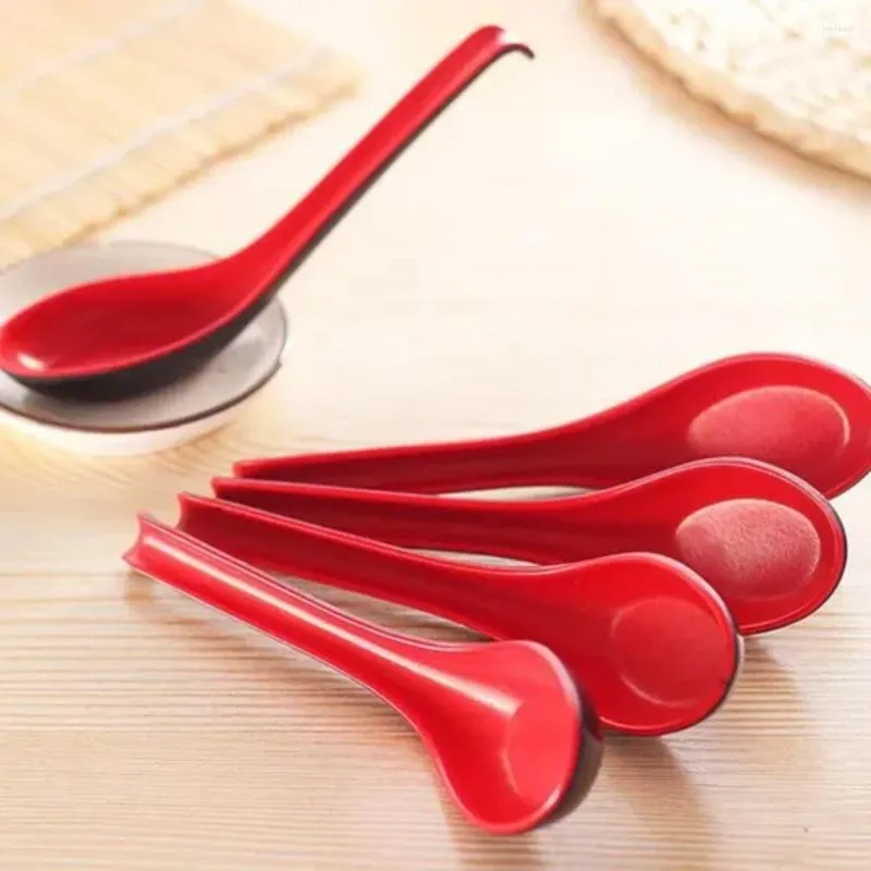 Spoons 5Pcs Plastic Red Black Soup Spoon Portable Imitation Porcelain Long Handle Rice Scoop Ramen Wonton Dumpling Tableware