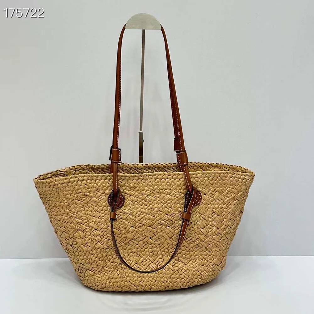 Fashionable women designer personalized handbag Luxury women`s outdoor beach bag Personalized women straw woven bag Designer Fashion