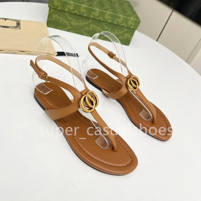 Kwaliteit Dames Slides Designer Schoenen Clip Teen Sandalen Slippers Luxe Goederen Metalen Letters Lederen Platte Slippers 35-42