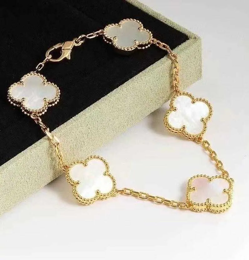 Luxury Bracelet Van Clover for Men Bracelets Designer Women Jewelry Bangle Mens 145