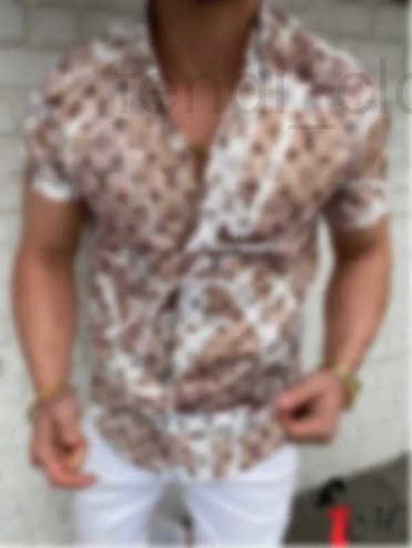 Camisas casuales para hombres Diseñador Top camiseta a estrenar llena de impresiones Tamaño europeo Impreso hawaiano Camisa de manga larga corta Cardigan para hombres S-4XL FM7Q