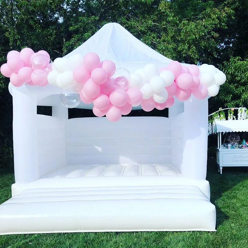 4,5 x 4 m (15 x 13,2 pieds) avec souffleur Activités de plein air 2024 Tente de mariage blanche Maison gonflable gonflable pour fête d'anniversaire