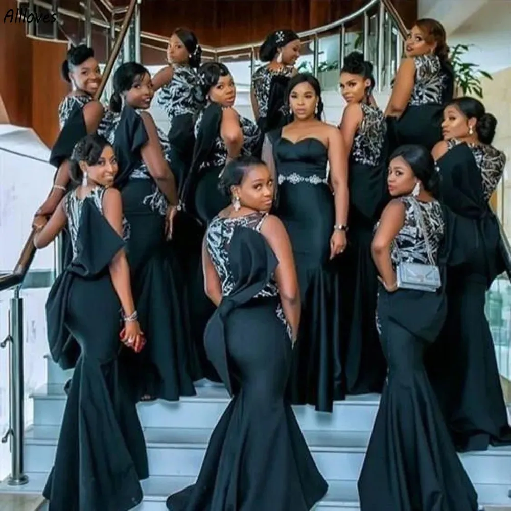 Robes de demoiselle d'honneur sirène en satin noir vintage pour femmes africaines avec gros nœud dentelle broderie robes de demoiselle d'honneur longue grande taille robe de soirée d'invité de mariage CL3315