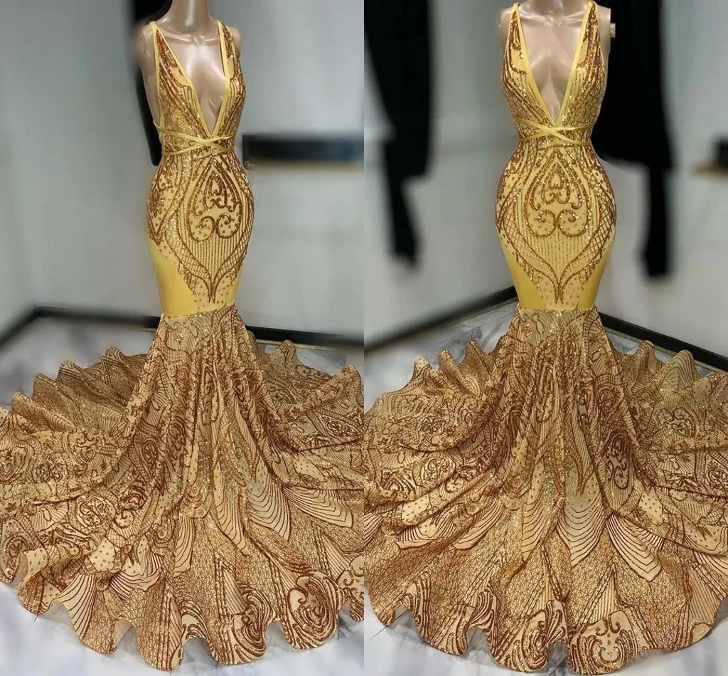 Stunning Gold Mermaid Prom Dresses Sexy Plunging V Neck Appliques Lace Sequins Open Back Evening Gowns Party Pageant wears For Teens