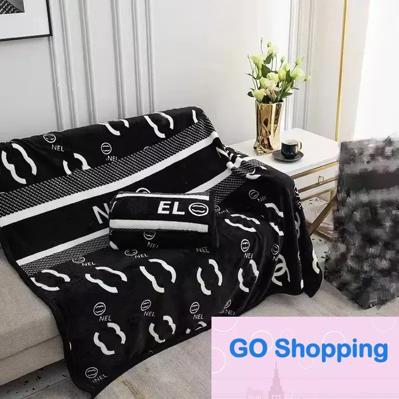 Топ-дизайнерское роскошное черное одеяло с белой буквой и логотипом, теплое одеяло, фланелевое офисное одеяло для украшения комнаты, одеяло с подарочной коробкой 150x200 см
