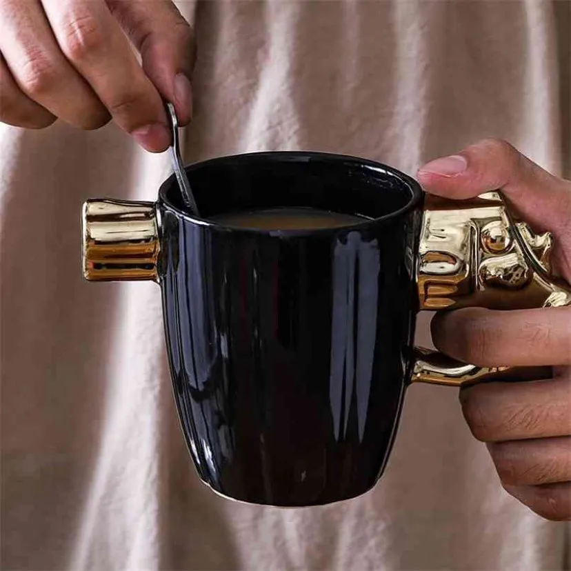 Creative Fashion Personality Mugs Model Pistol Cup Landmines Modeling Cup Coffee Mug Milk Mug Valentine's Day Roliga gåvor 210246X