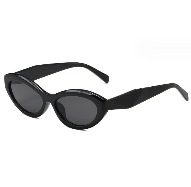 Lunettes de soleil pour femmes lunettes de soleil de mode de luxe lunettes de soleil de plage lunettes de soleil anti-UV grand cadre lunettes de soleil à la mode 605