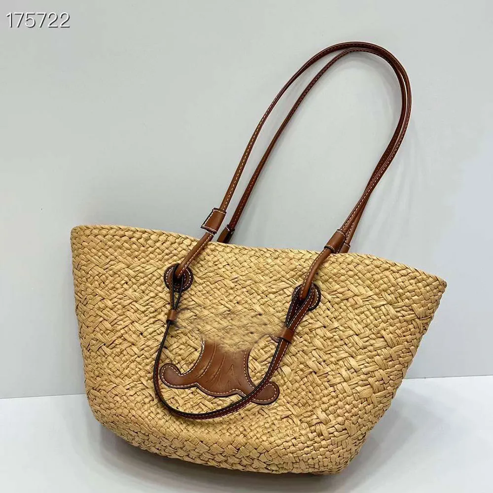 Fashionable women designer personalized handbag Luxury women`s outdoor beach bag Personalized women straw woven bag Designer Fashion