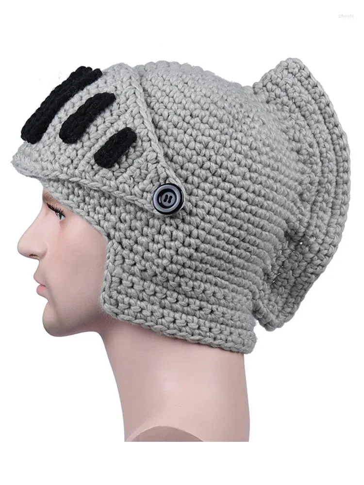 Berets Mingjiebihuo Moda Roman Knight Knit Chapéu Inverno Gladiador Máscara Cap Mão Quente Masculino