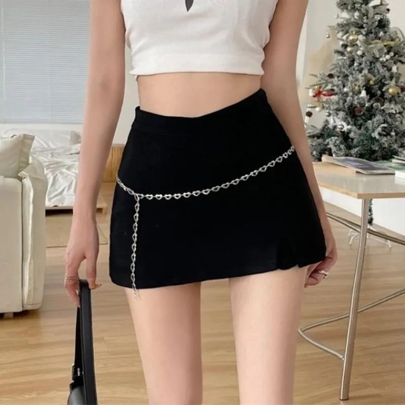 Etek e kız siyah mini kadın punk seksi zincir kemer yarık Kore sevimli yüksek bel a-line mikro etek y2k skort sokak kıyafeti falda