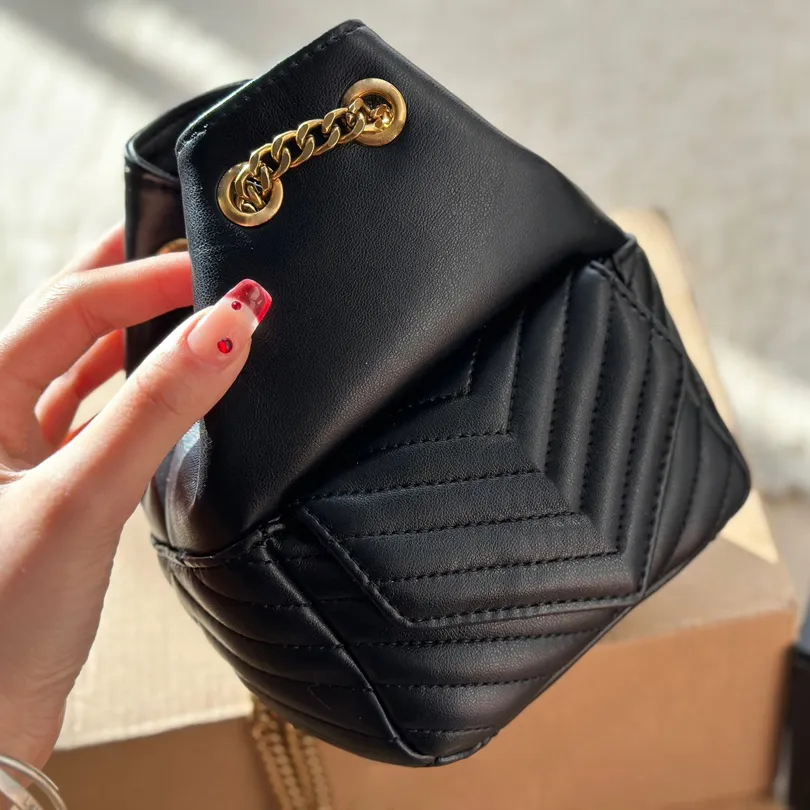 женские милые мини-сумки через плечо черная сумка на плечо золотая цепочка мини-сумка-ведро дизайнерская сумка зеркальное качество кожаные роскошные сумки новый бренд сумки ведра