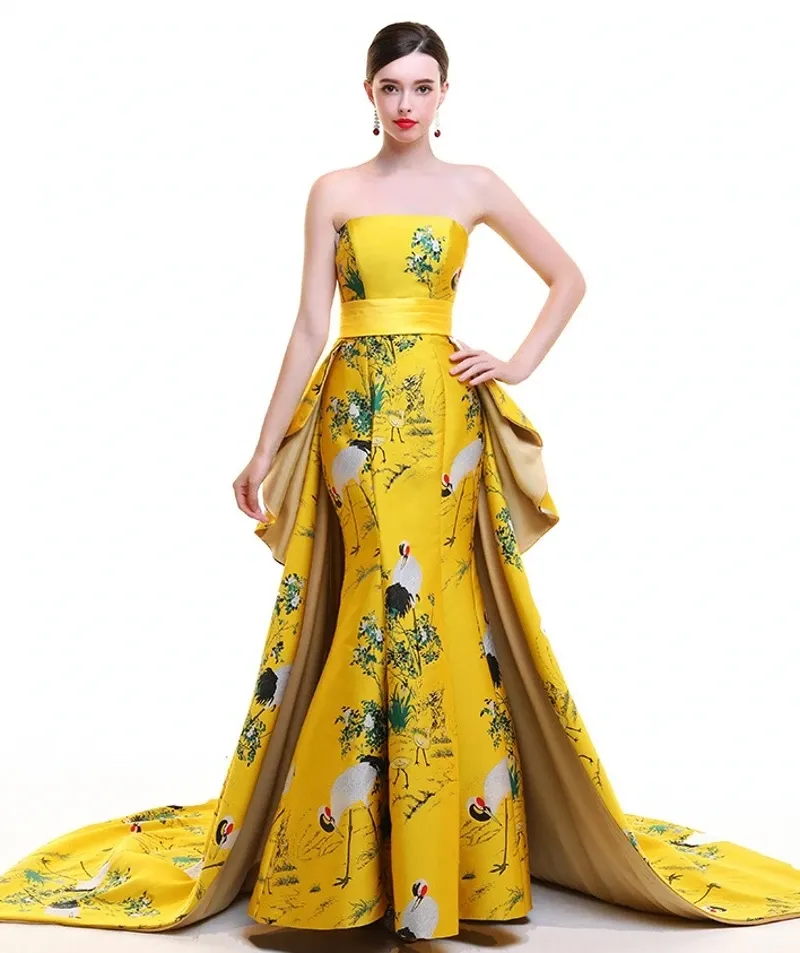 Fashion Gold Prom Pageant Dress for Women 2024 Mermaid Strapless Ruffles Train Formal Party Gowns Celebrity Wear Robe De Soiree