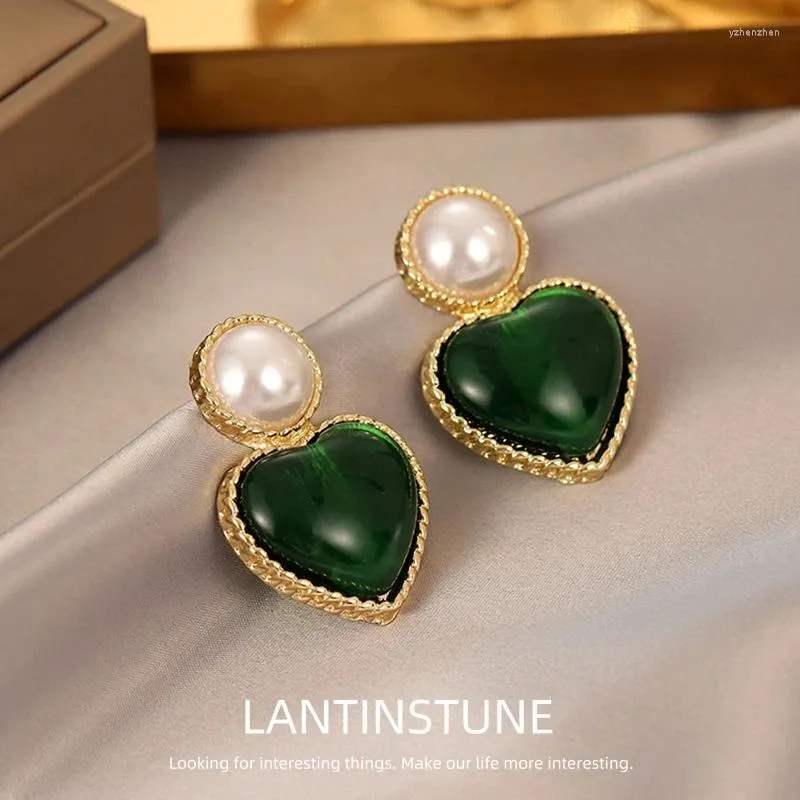 Boucles d'oreilles pendantes Vintage demi-perle simulée grand cœur vert pour femmes, Design avancé rétro couleur or, bijoux pour jeunes filles N652