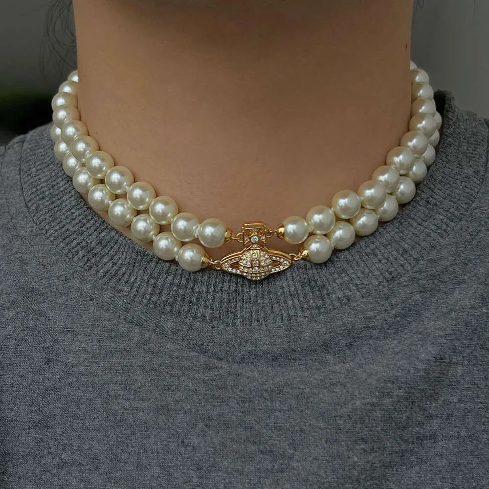 satellite Necklace Designer Necklace for Woman Vivienenwestwood Luxury Jewelry Viviane Westwood Necklace Vivienne Double Layer Magnet Buckle Pearl Saturn Neckl