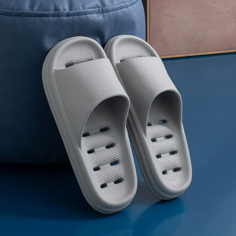 Trous Appartements Pantoufles Pour Hommes Femmes Sandales En Caoutchouc Été Plage Bain Piscine Chaussures Gris Noir