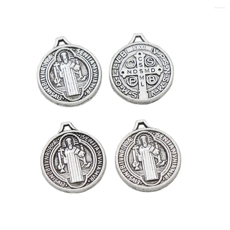 Ciondoli Medaglia di San Benedetto Croce Sentia Pendenti Gioielli di moda L504 40 pezzi 13,2x15mm In lega di zinco Argento tibetano