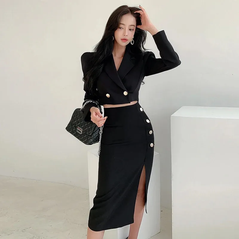 Spring Autumn Black Formal Sexy 2 Piece Outfit Short Set Kvinnliga damkläder Cropped Suit Blazer Coat High midje slits kjol 240219