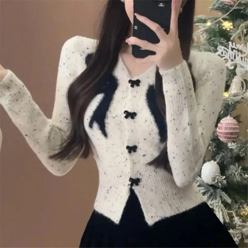 Women's Knits French Style Floral Bow Sweater For Women In Autumn Winter Retro Small Stature Short Knit Cardigan Top Y2k Clothing