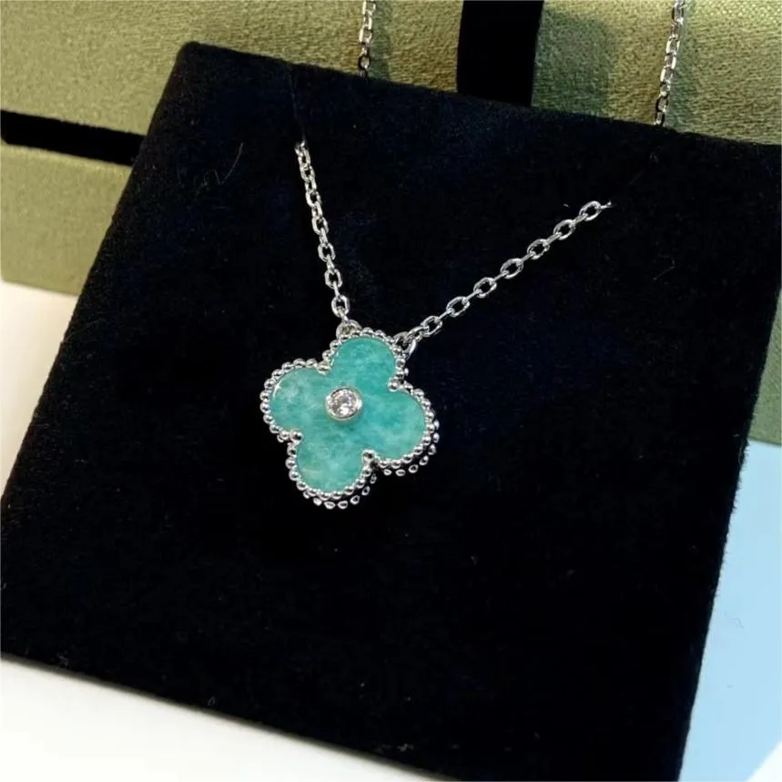 Marque Clover Designer Pendentif Collier Bijoux Sier Or Bleu Clair Pierre Bling Diamant Cristal Croix Chaîne Ras Du Cou Colliers Bracelet Cadeau D'anniversaire