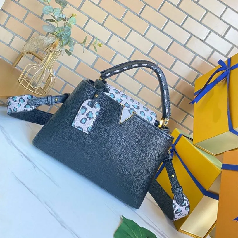 Leopard Print Capucines Handbags Tote Bag Women Crossbody Bag Removable Belt Top Quality Handbag Purse Clemence Fashion Shopping B2562