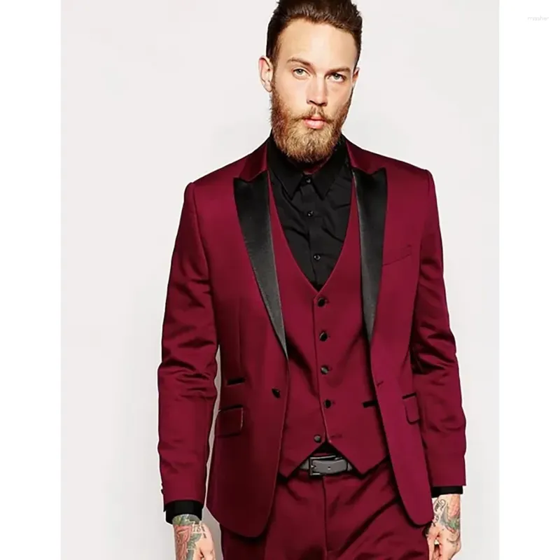 Men's Suits Formal Red Blazer Black Peaked Lapel Single Breated Slim Fit Skinny 3 Piece Jacket Pants Vest Prom Wedding Outfits