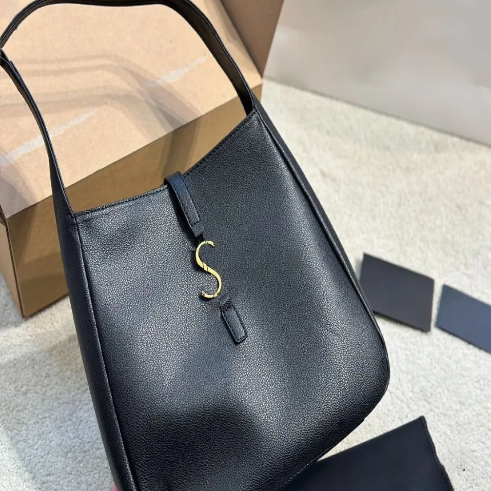 Designer Brand Shopping Lady Bags Leather Fashion Designer Handväskor Ryggsäck Purse Soft Leathers Material täcker kvinnor damer Shoul2644