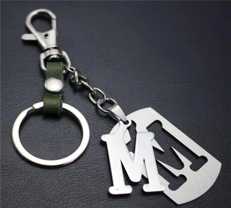 Capital Letter M Separerbart rostfritt stål Pendant Läder Keychains Charm Bag Hang Car Keyring 26 Letters Series Gift5508616